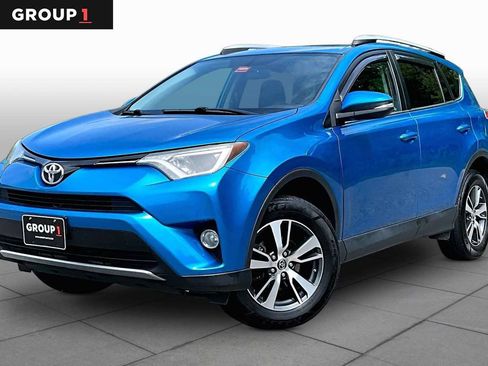 Used 2016 Toyota RAV4 XLE AWD/4WD image 1