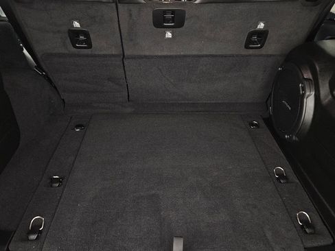 Used 2022 Jeep Wrangler Unlimited Rubicon w/ Xtreme Recon 35" Tire Package image 35