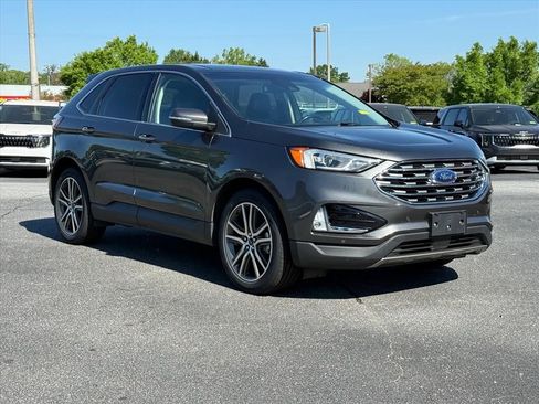 Used 2020 Ford Edge Titanium image 1