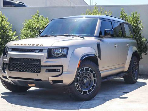 Certified 2025 Land Rover Defender 110 AWD/4WD image 1