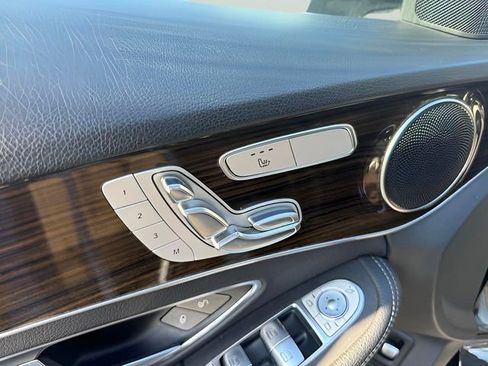 Used 2020 Mercedes-Benz C 300 4MATIC Sedan image 14