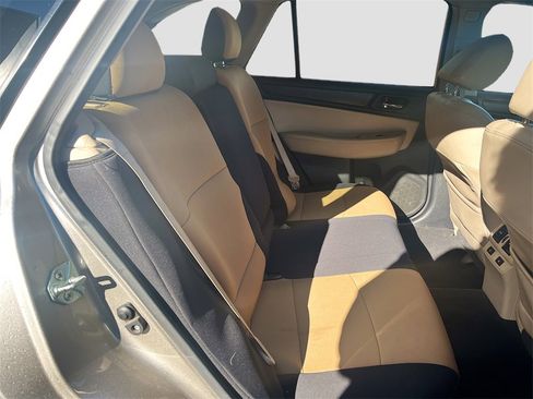 Used 2015 Subaru Outback 2.5i Limited image 28