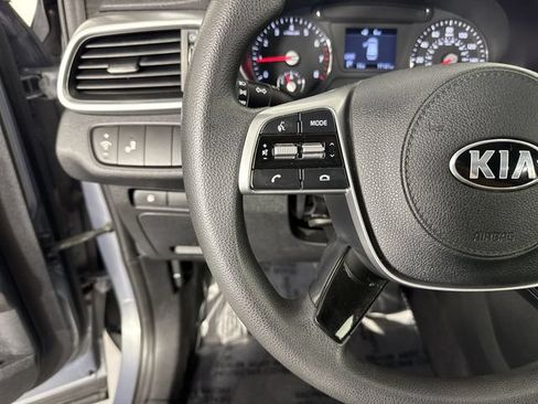Used 2020 Kia Sorento LX AWD/4WD image 12