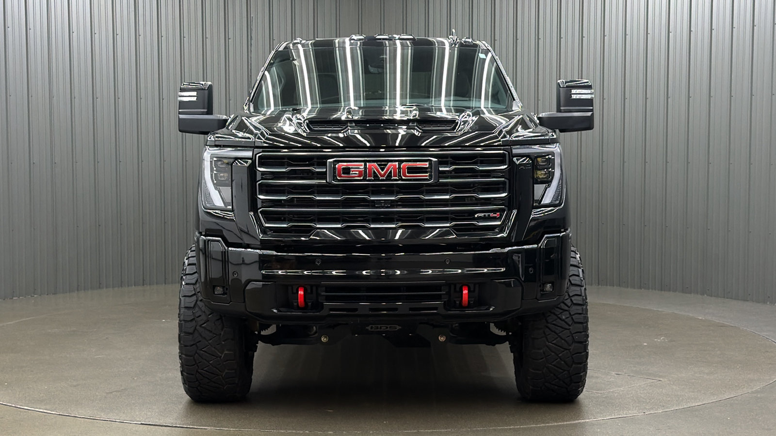 Used 2025 GMC Sierra 2500 AT4 w/ AT4 Premium Plus Package AWD/4WD image 8