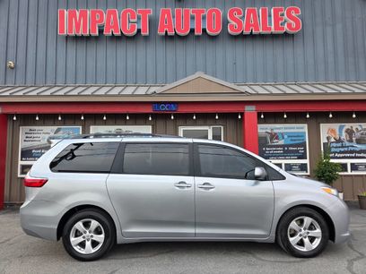 Used 2015 Toyota Sienna LE