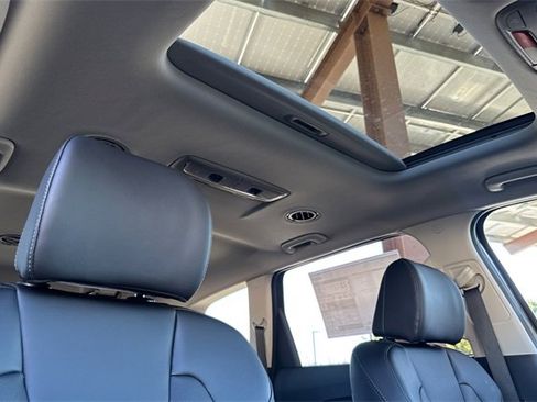 New 2025 Kia Telluride S image 21