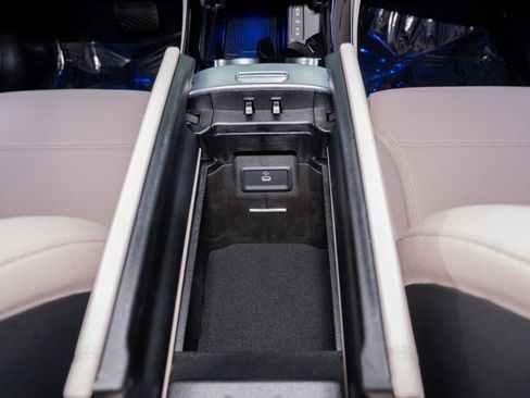 Used 2026 Mercedes-Benz GLC 300 300 SUV image 25