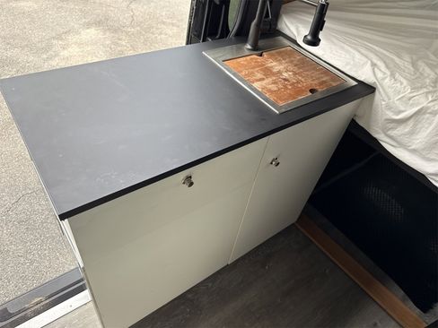 Used 2019 Mercedes-Benz Sprinter 2500 image 31