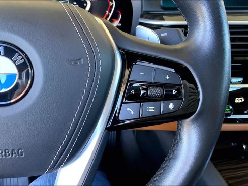 Used 2022 BMW 530i 530i w/ Executive Package image 25