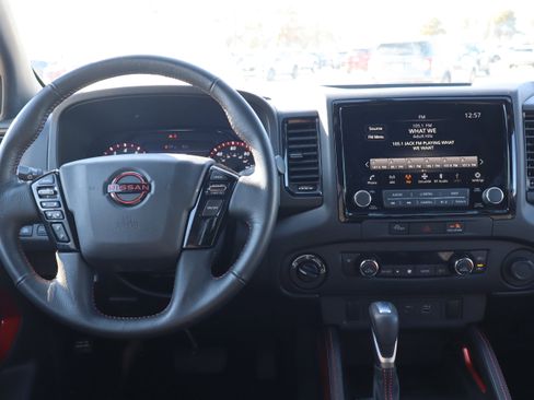 Used 2024 Nissan Frontier PRO-4X w/ Off-Road Protection Package image 13