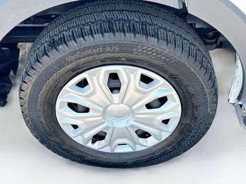 Used 2025 Ford Transit 250 Low Roof w/ Exterior Upgrade Package RWD image 30