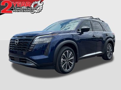 New 2026 Nissan Pathfinder Platinum w/ Accent Package