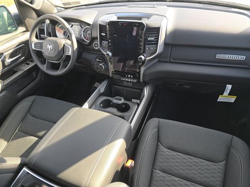 New 2026 RAM 1500 Big Horn AWD/4WD image 24
