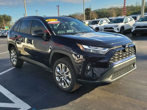 Used 2023 Toyota RAV4 XLE Premium image 2