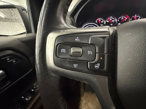 Used 2021 Chevrolet Silverado 1500 LT Trail Boss w/ Convenience Package II AWD/4WD image 15