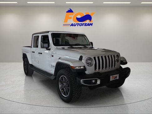 Used 2020 Jeep Gladiator Overland AWD/4WD image 5