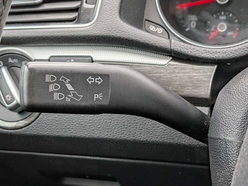 Used 2018 Volkswagen Passat 2.0T SE image 26