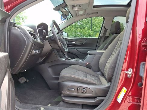 Used 2019 Chevrolet Equinox LT w/ Sun & Navigation Package AWD/4WD image 15