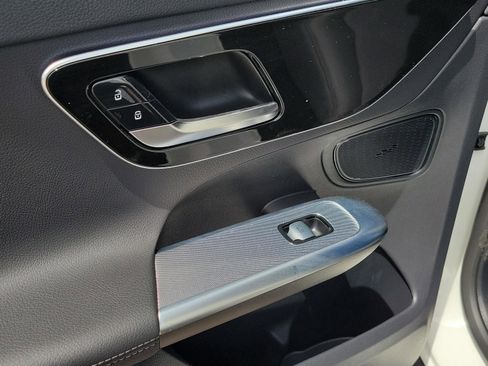 Certified 2026 Mercedes-Benz GLC 300 4MATIC image 8