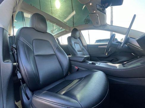Used 2023 Tesla Model 3 Standard Range RWD image 16