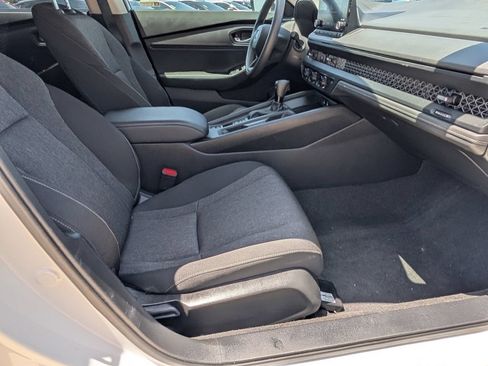 Used 2023 Honda Accord EX image 20
