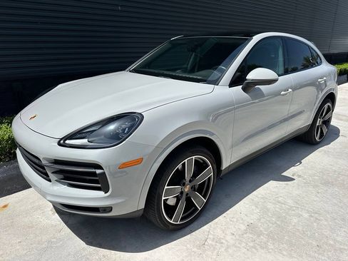 Certified 2023 Porsche Cayenne Platinum Edition AWD/4WD image 7