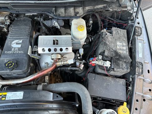 Used 2017 RAM 2500 Tradesman w/ Chrome Appearance Group image 31