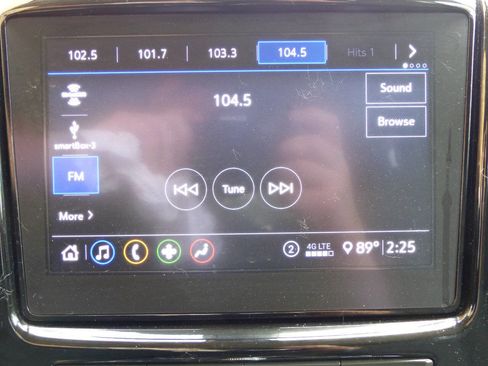 Used 2020 Chevrolet Traverse LT AWD/4WD image 53