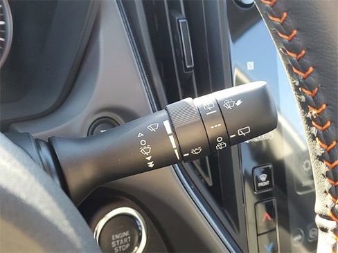 New 2025 Subaru Crosstrek 2.5i Limited w/ Crosstrek Mirror Package image 25