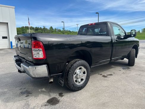 Used 2024 RAM 3500 Tradesman w/ Chrome Appearance Group AWD/4WD image 5