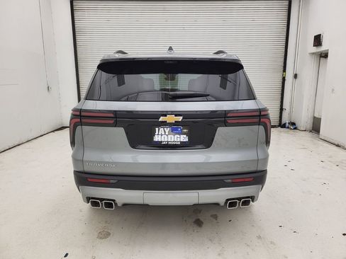 New 2026 Chevrolet Traverse LT w/ Sun and Wheel Package image 17