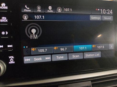 Used 2019 Honda Accord EX image 25