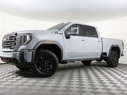 Certified 2025 GMC Sierra 2500 AT4 w/ Technology Package image 1