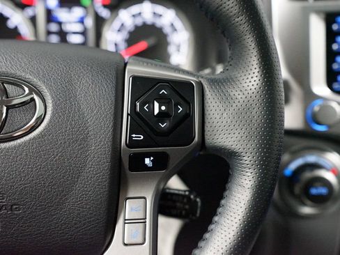 Used 2023 Toyota 4Runner Limited image 14