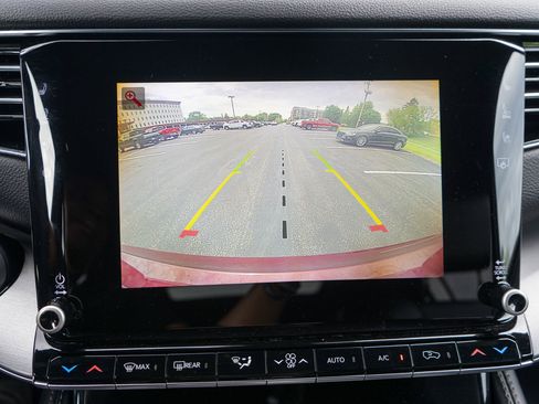 Used 2024 Jeep Wagoneer Series II AWD/4WD image 20
