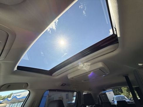 Used 2025 Honda Odyssey Elite image 18