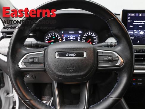Used 2022 Jeep Compass Latitude w/ Convenience Group AWD/4WD image 10