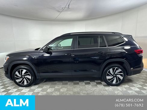 Used 2025 Volkswagen Atlas SE FWD image 11