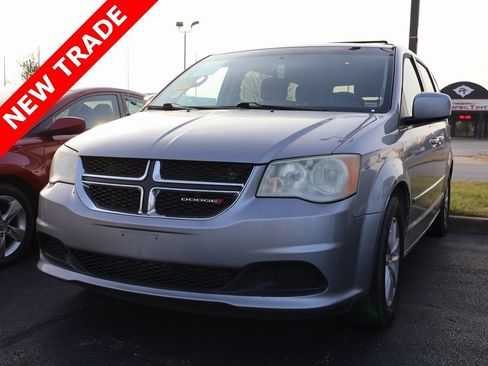 Used 2013 Dodge Grand Caravan SXT w/ UConnect Hands-Free Group image 1