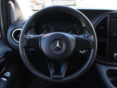 Used 2016 Mercedes-Benz Metris Passenger image 13