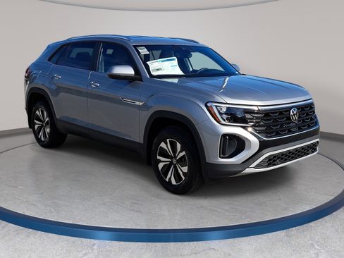 New 2026 Volkswagen Atlas Cross Sport SE FWD image 3