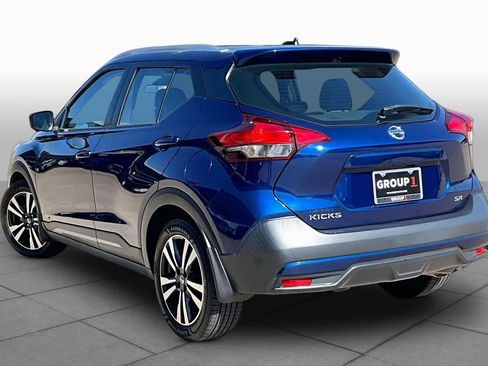 Used 2019 Nissan Kicks SR w/ SR Premium Package FWD image 11