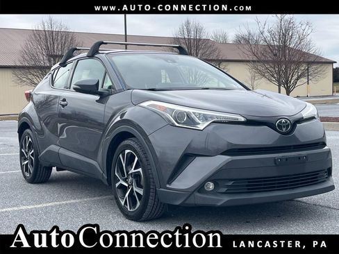 Used 2019 Toyota C-HR Limited image 1