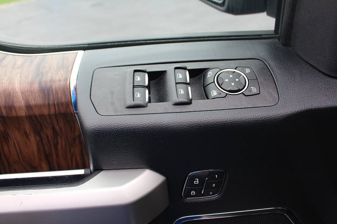 Used 2020 Ford F150 Lariat w/ Equipment Group 502A Luxury AWD/4WD image 10