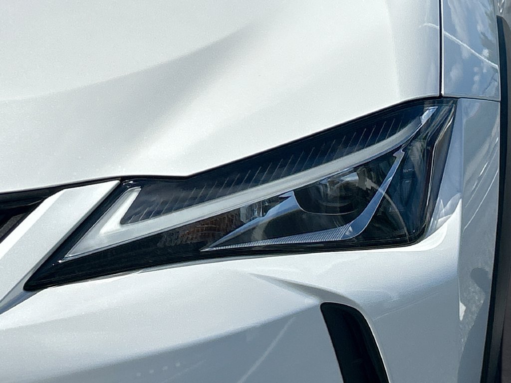 Used 2022 Lexus UX 250h w/ Accessory Package (Z1) AWD/4WD image 26
