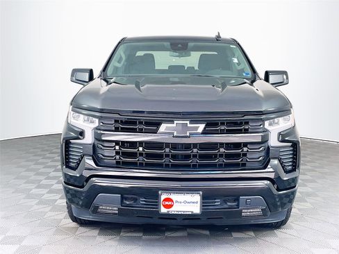 Used 2025 Chevrolet Silverado 1500 RST AWD/4WD image 2