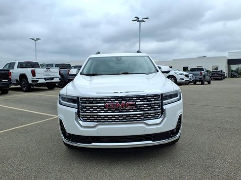 Used 2023 GMC Acadia Denali w/ Denali Ultimate Package AWD/4WD image 2
