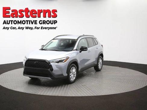 Used 2025 Toyota Corolla Cross LE FWD image 53