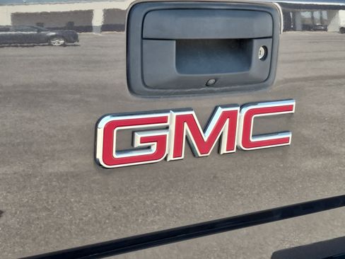 Used 2015 GMC Sierra 1500 SLE w/ SLE Value Package image 23