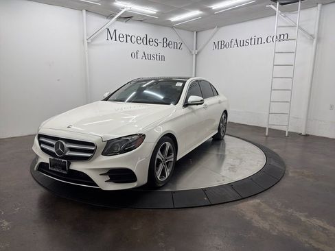 Used 2018 Mercedes-Benz E 300 image 3